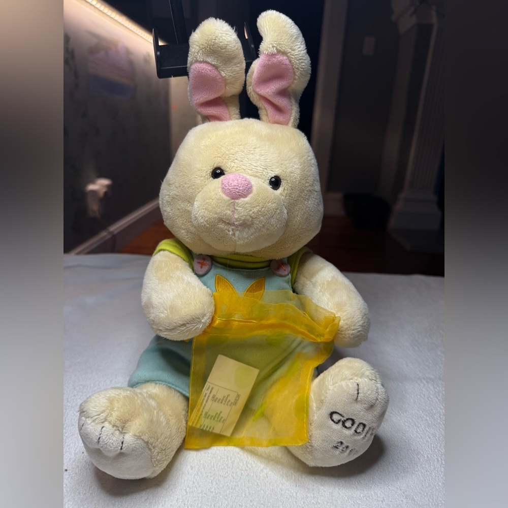 2011 GUND GODIVA CHOCOLATE COLLECTIBLE BUNNY EASTER BASKET PLUSH DOLL FIGURE